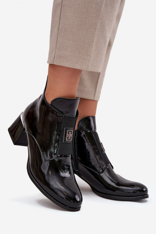Botins de couro envernizados isolados com detalhes ornamentais Zazoo 60560 pretos