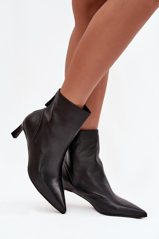 Botins de couro natural com salto para mulheres D&A CR52-661 pretos
