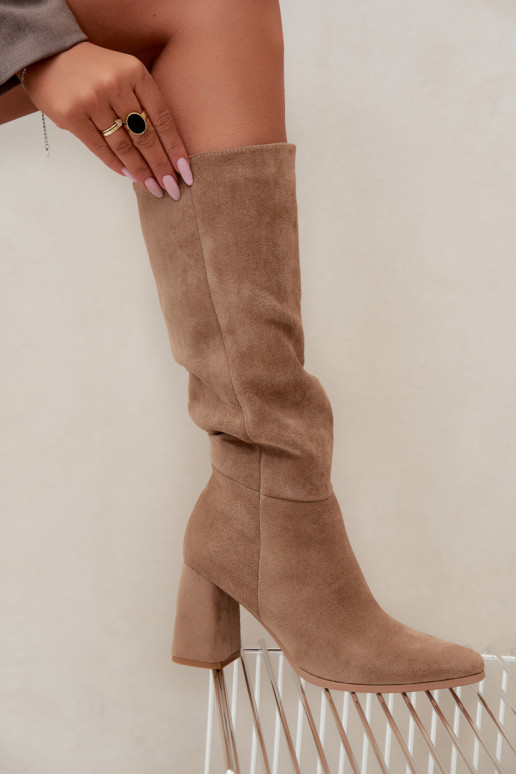 botas altas femininas com salto bloco cor areia Carlin