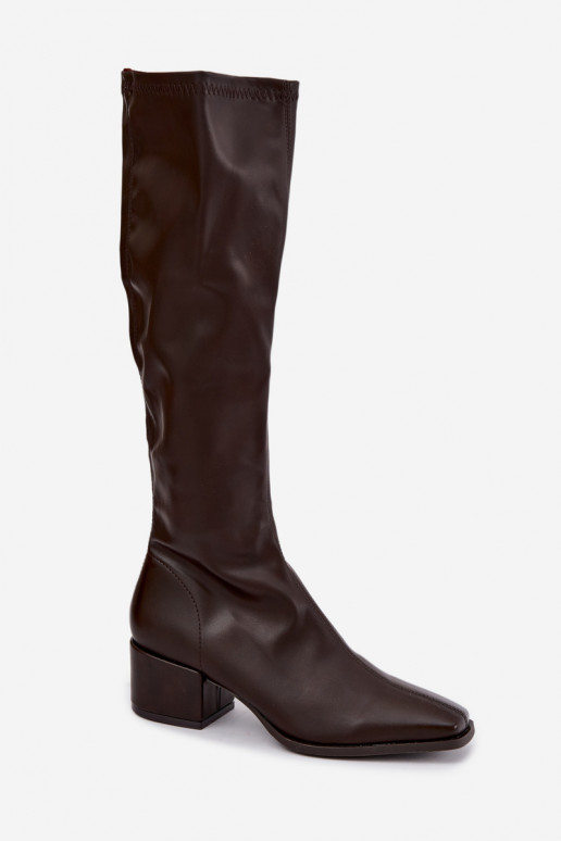 botas altas femininas com cano amarrado em salto baixo de couro sintético cor caramelo Gisellea