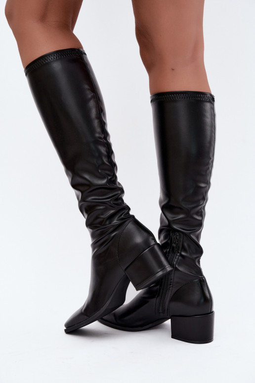 botas altas femininas com cano amarrado em salto baixo de camurça sintética cor caramelo Gisellea