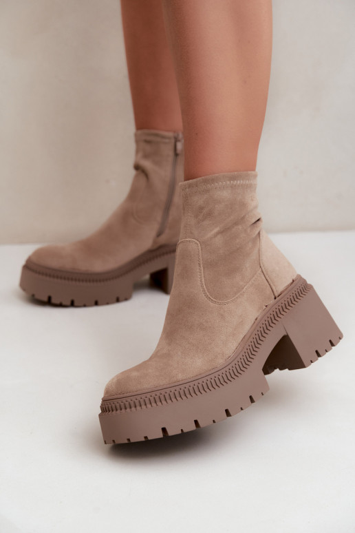botins femininos com salto grosso e plataforma em camurça sintética cor areia Elvianne