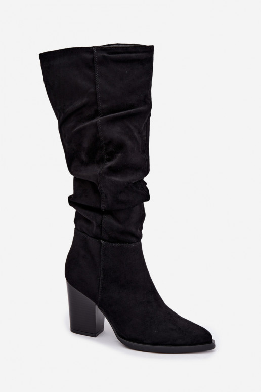 botas altas femininas com saltos e parte superior curva em preto Ismera