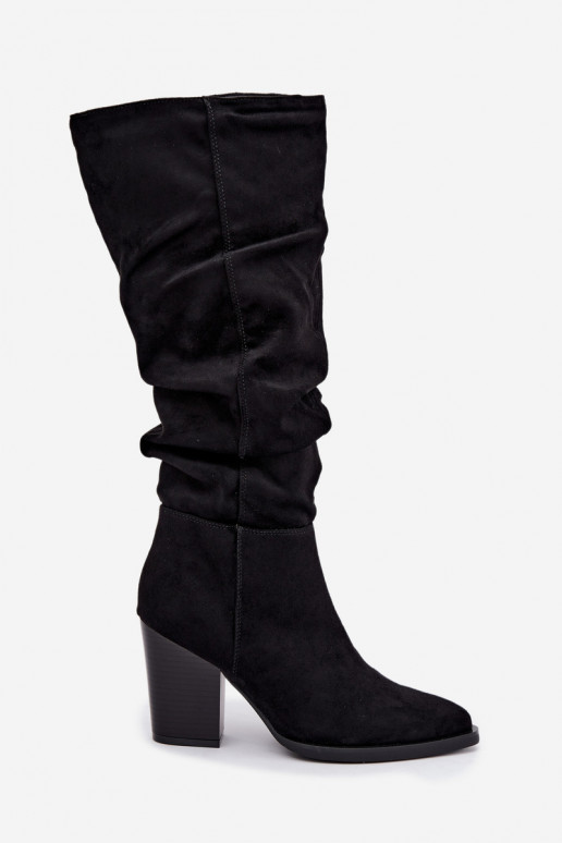 botas altas femininas com saltos e parte superior curva em preto Ismera