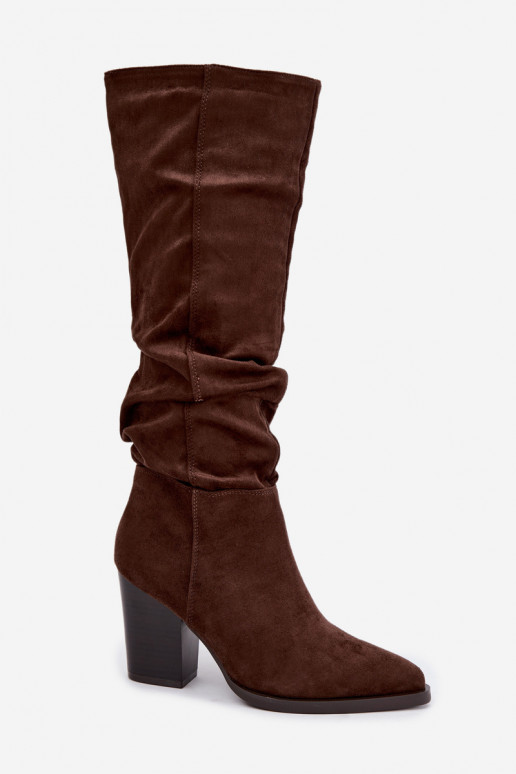 botas altas femininas com saltos e parte superior curva em castanho Ismera