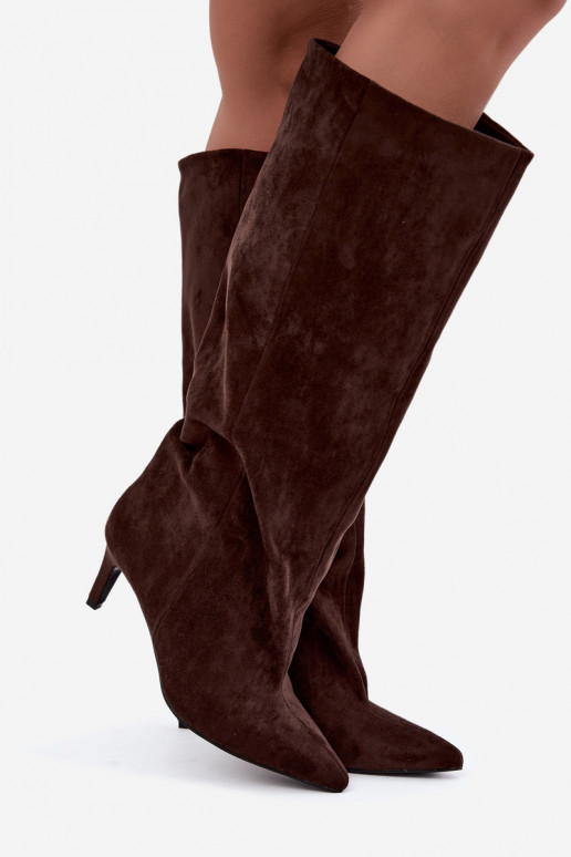 botas altas femininas slip-on com saltos em chocolate Favra