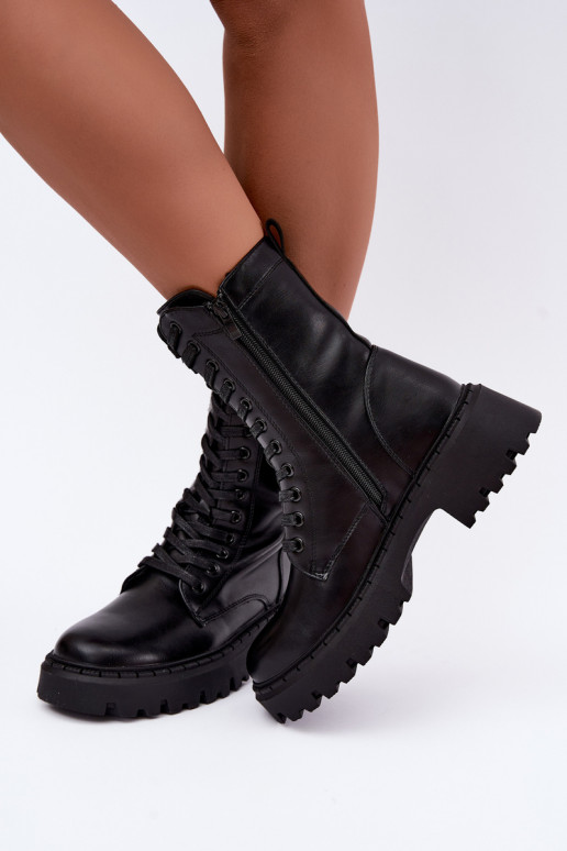 botins com elementos decorativos em couro sintético preto Kalindra