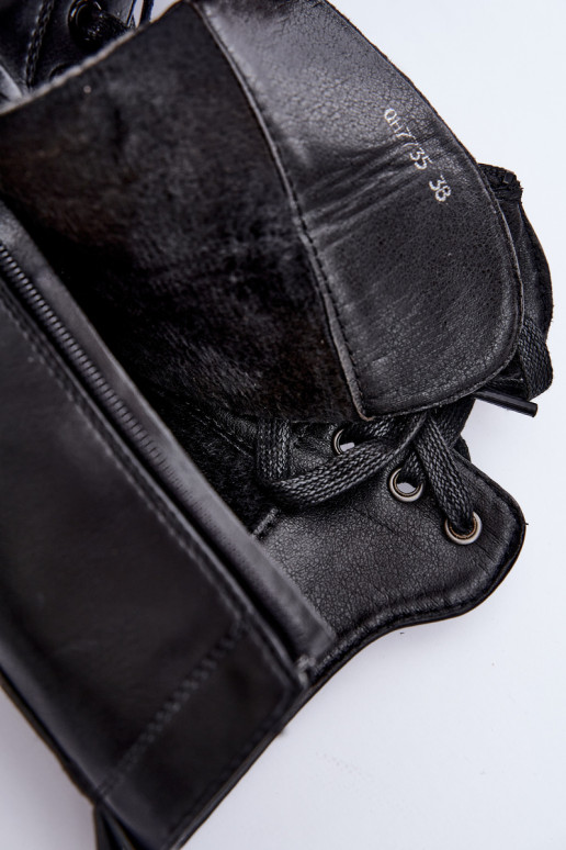 botins com elementos decorativos em couro sintético preto Kalindra
