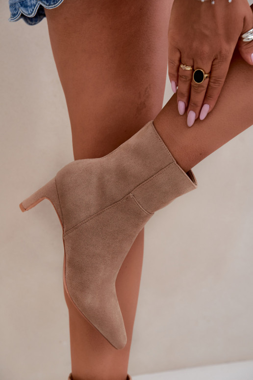 botins femininos com salto em areia Rileya