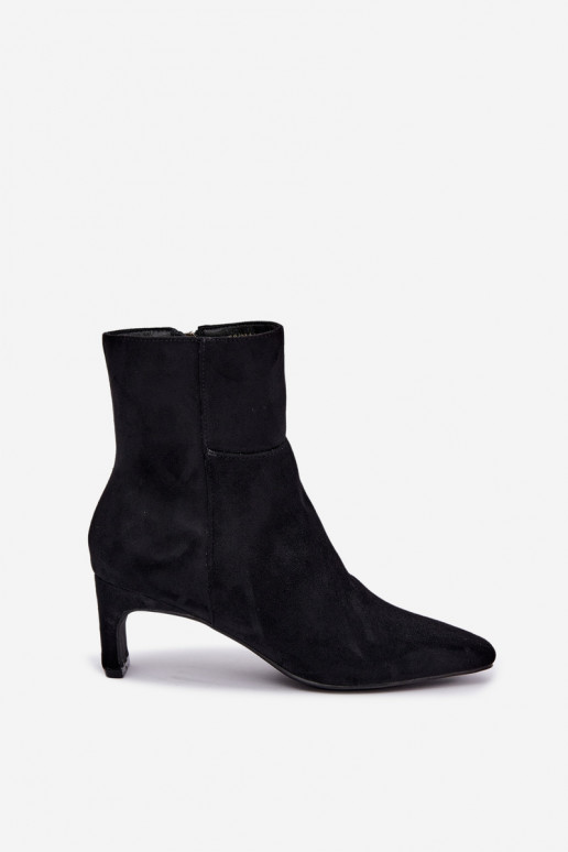 botins femininos com salto em preto Rileya