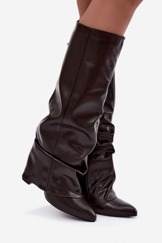 botas altas femininas com saltos em chocolate Elivira