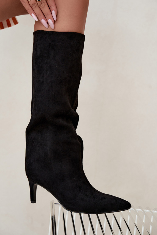 botas altas femininas slip-on, forradas com saltos finos em preto Olivienne