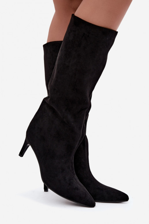 botas altas femininas slip-on, forradas com saltos finos em preto Olivienne