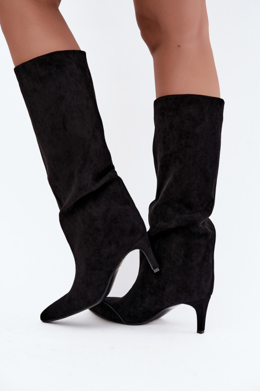 botas altas femininas slip-on, forradas com saltos finos em preto Olivienne