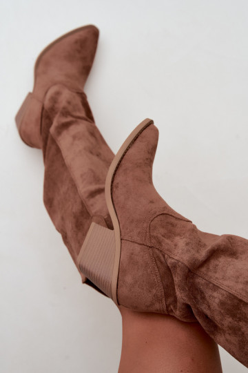 botas altas slouchy slip-on em marrom Sylvie