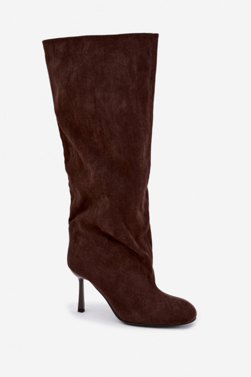 botas altas femininas slip-on com saltos finos em CzekoladoĮe Caliya