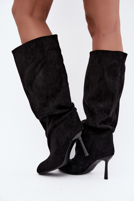 botas altas femininas slip-on com saltos finos em preto Caliya