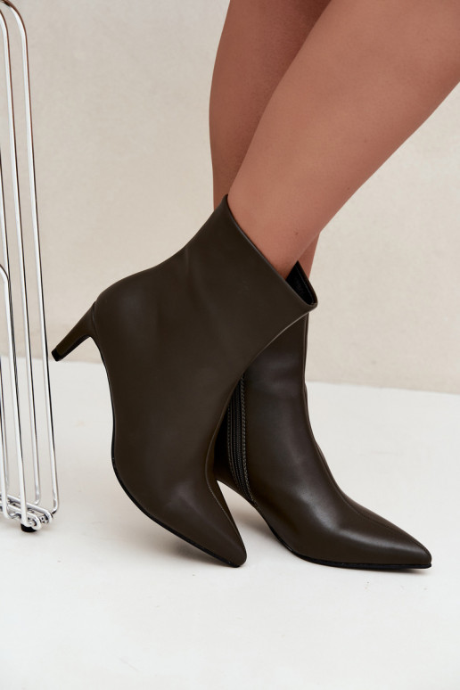 botins femininos com saltos em couro sintético na cor caqui Celisse