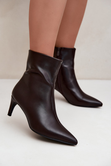 botins femininos com saltos em couro sintético na cor CzekoladoĮe Celisse