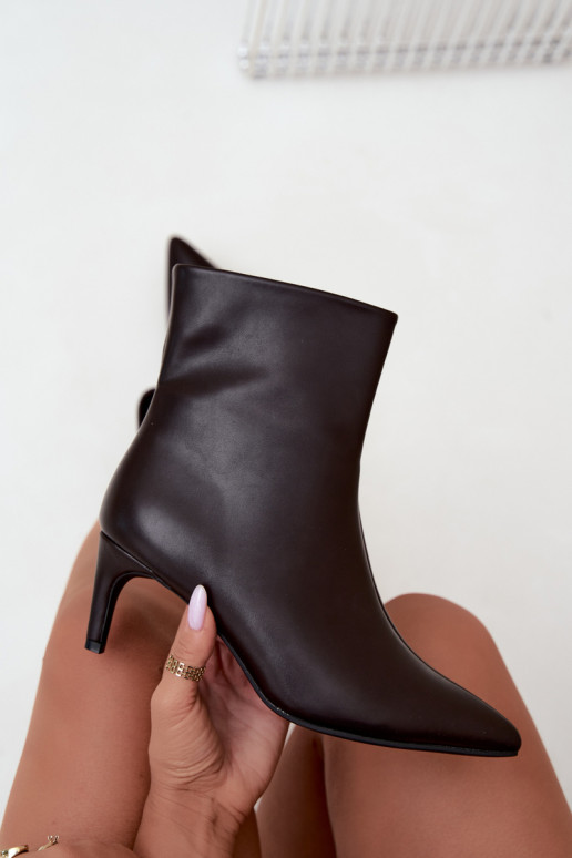 botins femininos com saltos em couro sintético na cor CzekoladoĮe Celisse