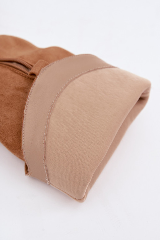 Botas femininas de cano alto com saltos largos em marrom Gilena