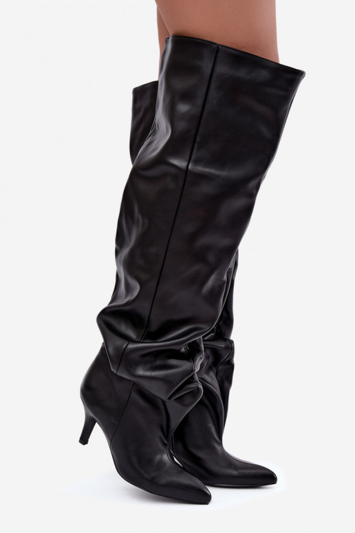 botas altas slip-on com saltos em preto Calmy
