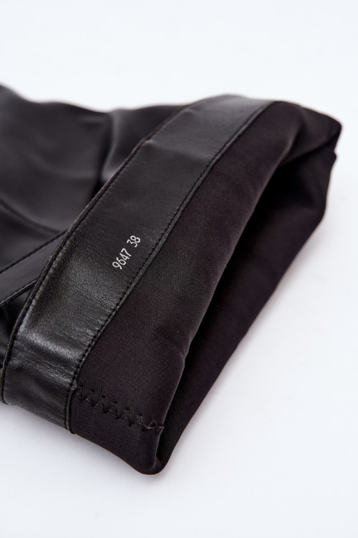 botas altas slip-on com saltos e fivela em preto Jassy