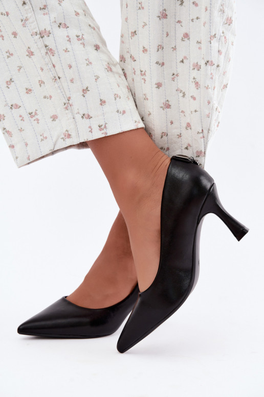 Sapatos de salto na cor preta Vinceza 62330
