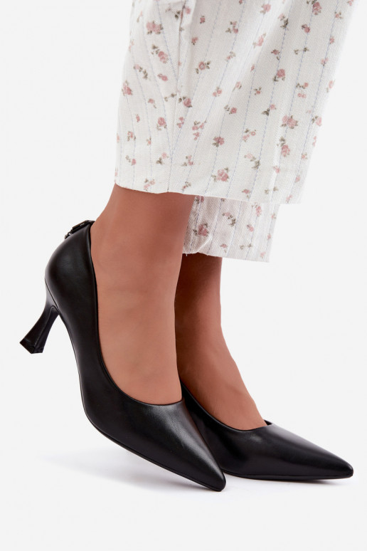 Sapatos de salto na cor preta Vinceza 62330