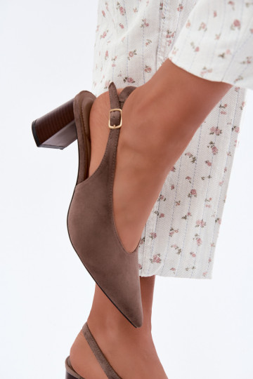 Sapatos de salto com calcanhar aberto na cor argila Sorenia 2