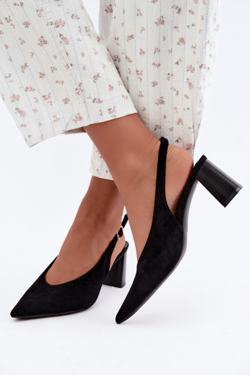 Sapatos de salto com calcanhar aberto na cor preta Sorenia
