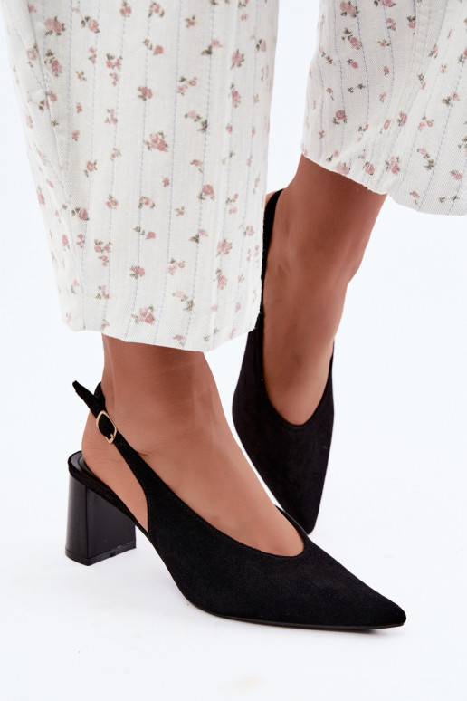 Sapatos de salto com calcanhar aberto na cor preta Sorenia