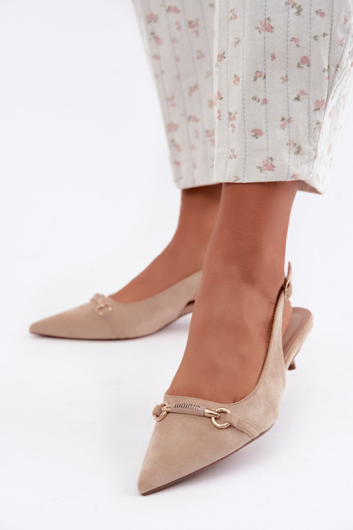 Sapatos de salto baixo com calcanhar aberto na cor areia Caylo