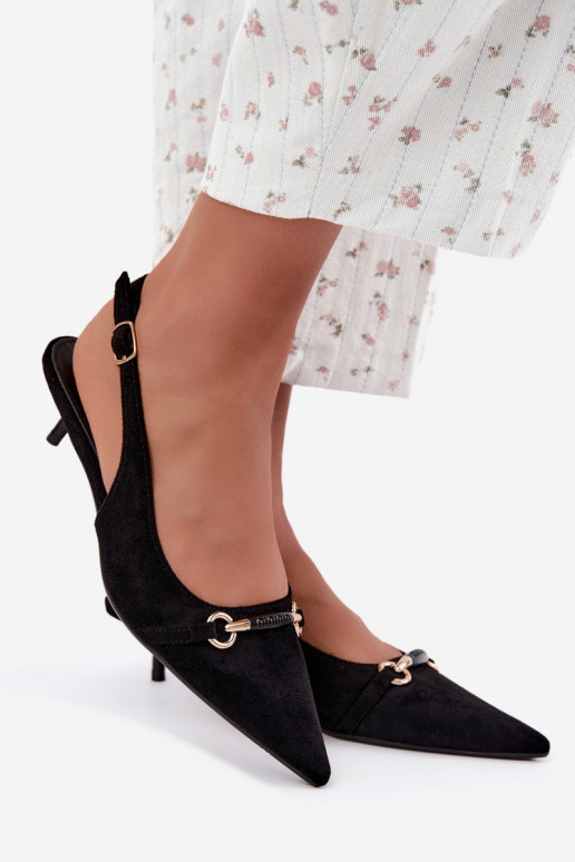 Sapatos de salto baixo com calcanhar aberto na cor preta Caylo