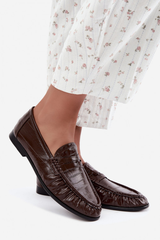 Mocassins brilhantes femininos com babados na cor marrom Dulcy