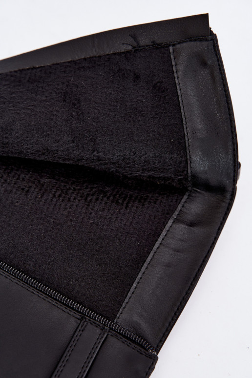 botas altas femininas com salto baixo e fivelas na cor preta Orlisa