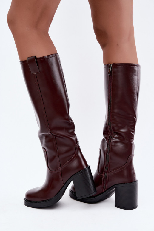 botas altas femininas acolchoadas com salto na cor bordô Feresa