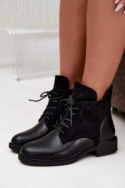 Botins pretos com saltos largos Ismerae