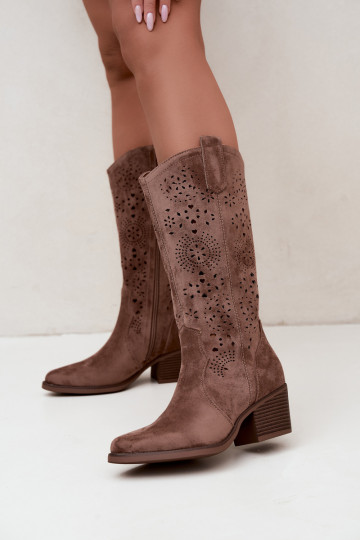 Botas longas de estilo cowboy castanhas com recortes Garena 2