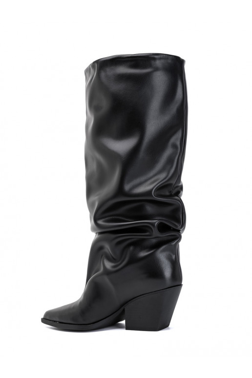 Botas altas femininas com parte superior curva e saltos na cor preta Durela