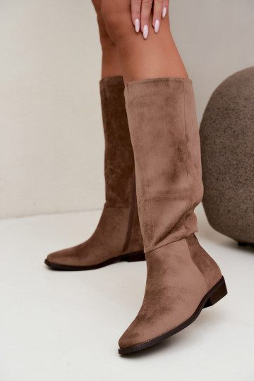 Botas altas femininas com salto baixo em areia Feretta 2