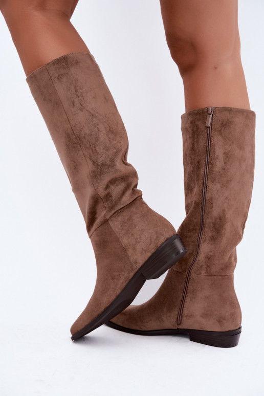 Botas altas femininas com salto baixo em areia Feretta