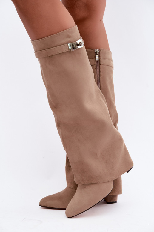Botas altas femininas acolchoadas com cano costurado e saltos areia Salia