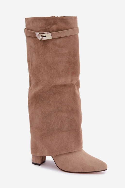 Botas altas femininas acolchoadas com cano costurado e saltos areia Salia