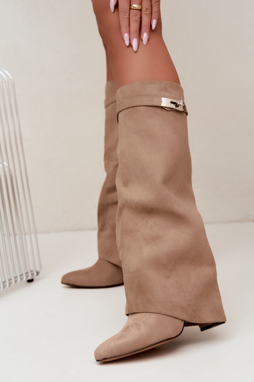 Botas altas femininas acolchoadas com cano costurado e saltos areia Salia