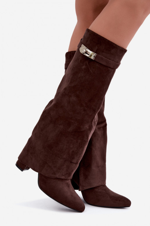 Botas altas femininas acolchoadas com cano costurado e saltos chocolate Salia