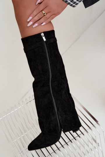 Botas altas femininas acolchoadas com cano costurado e saltos pretos Salia 2