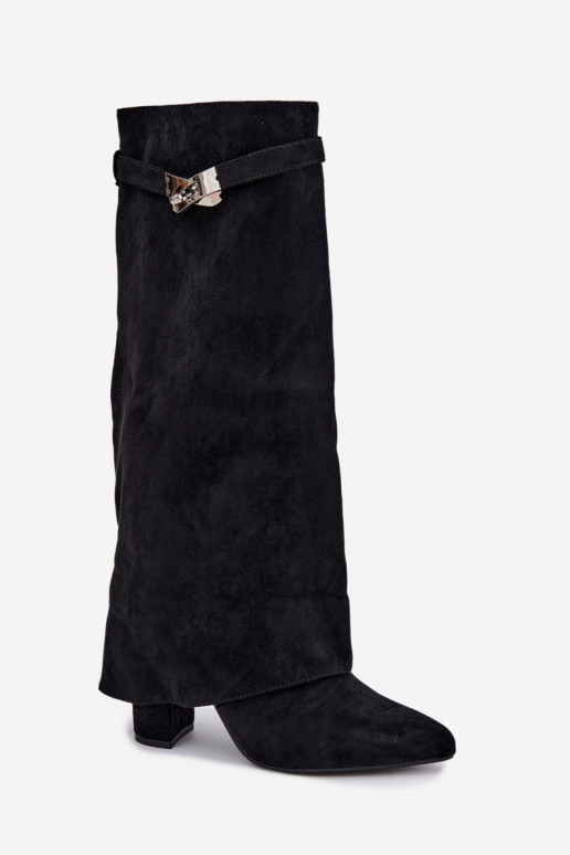 Botas altas femininas acolchoadas com cano costurado e saltos pretos Salia