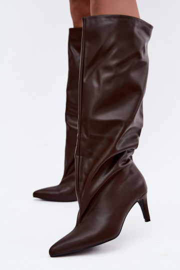 Botins femininos aquecidos com saltos finos chocolate Olivienne
