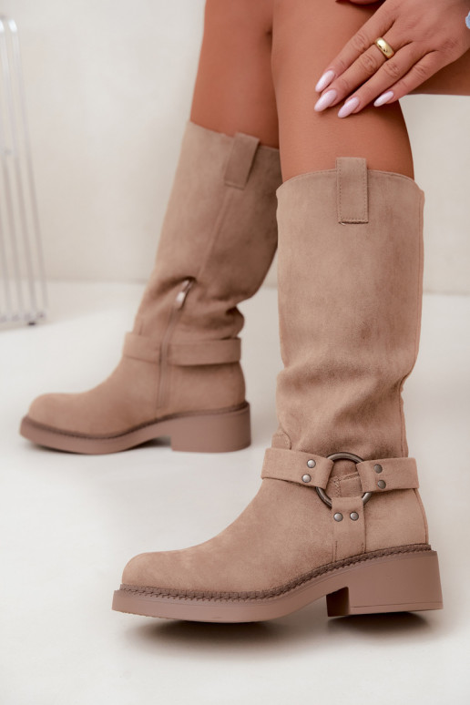Botas femininas acima do joelho com detalhes decorativos na cor areia Morla